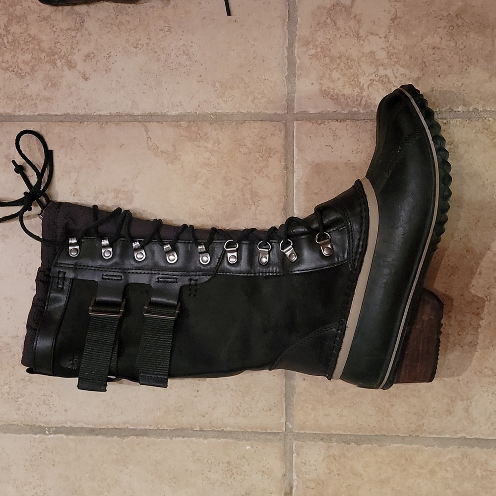 Sorel Conquest Carly II waterproof duck boots knee high